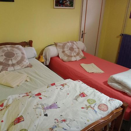 Maison Entiere Avec Parking, Garage Et Jardin มงต์ลูซง ภายนอก รูปภาพ
