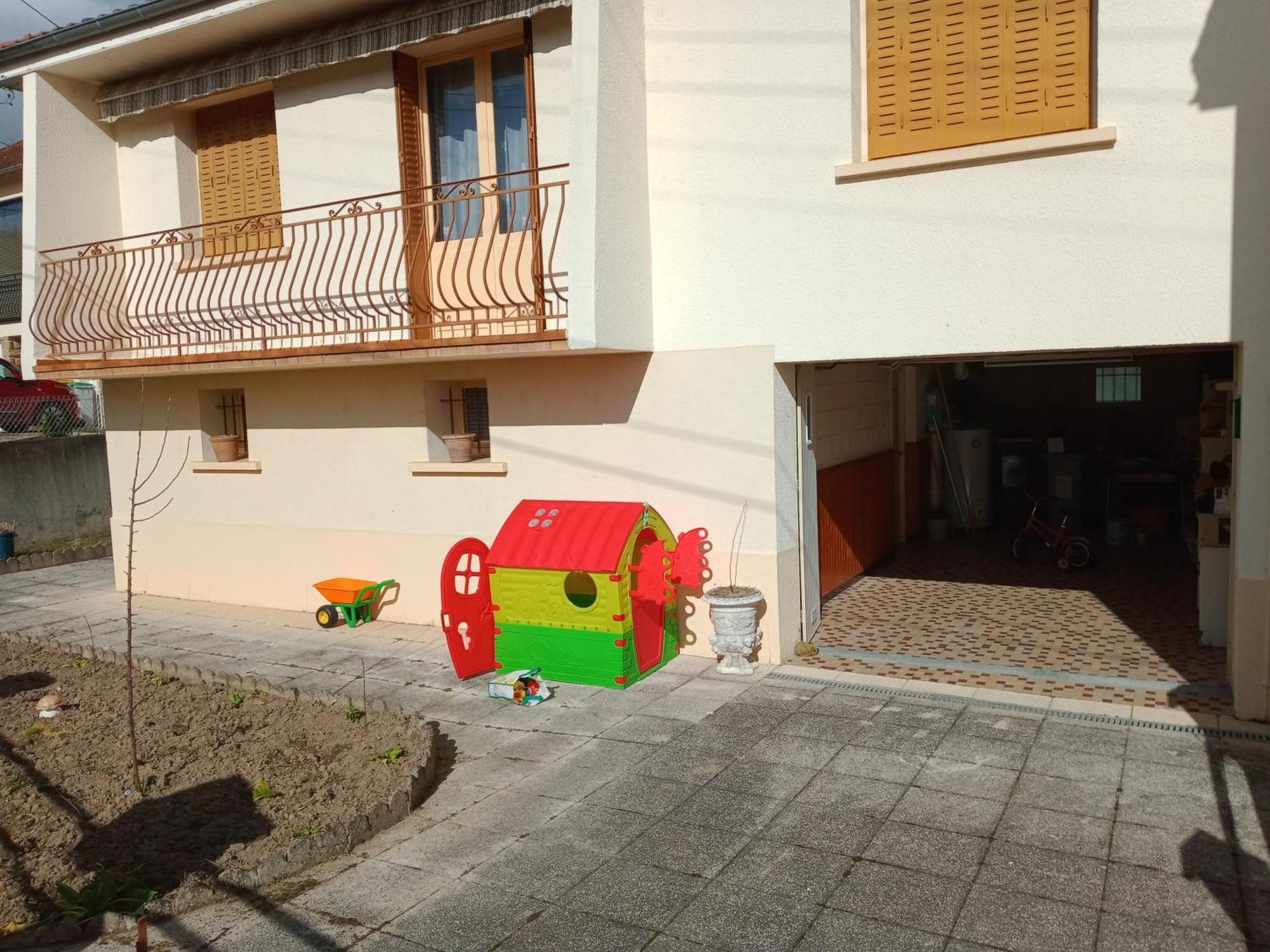 Maison Entiere Avec Parking, Garage Et Jardin มงต์ลูซง ห้อง รูปภาพ